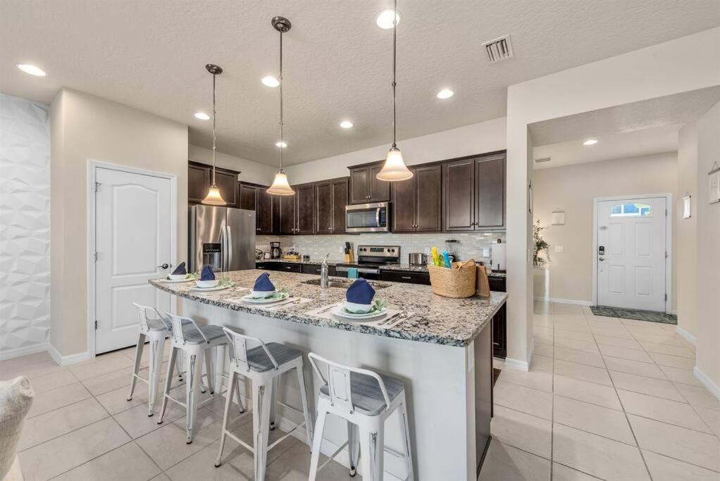 Amazing 5 Bedrooms Home With Pool/Bbq Near Disney Kissimmee Εξωτερικό φωτογραφία